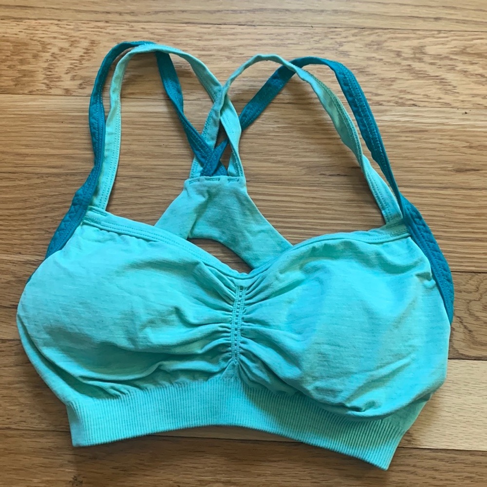 Athleta Namaste seamless sports bra mint green/aqua blue heather XS